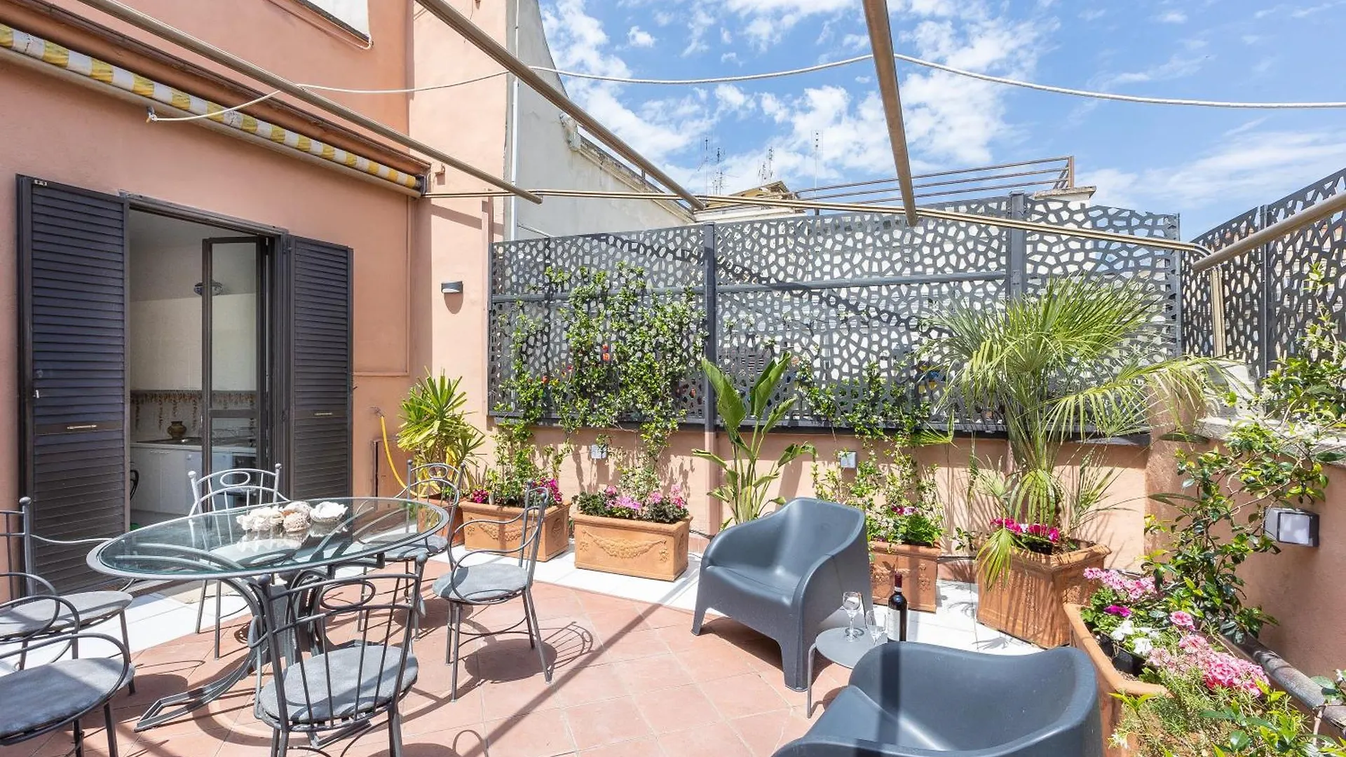 Tre Lune Penthouse By Rental In Roma Italia