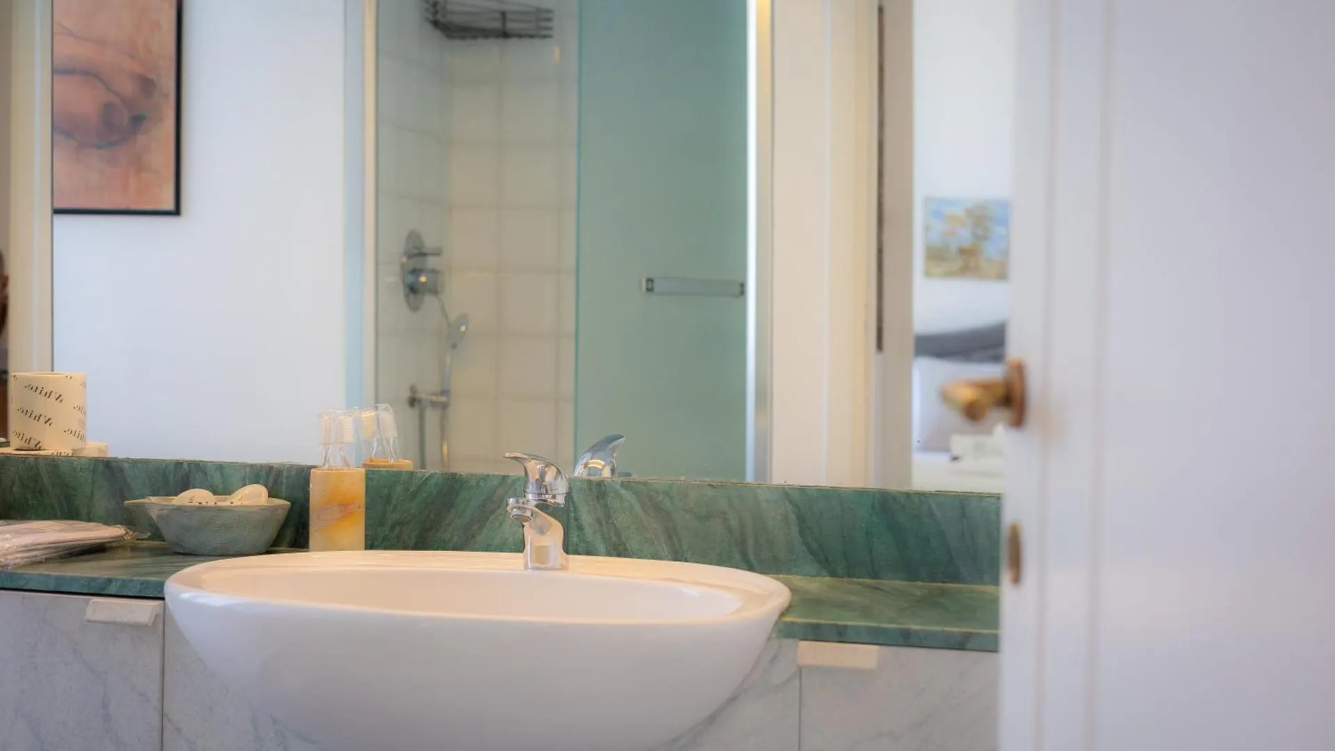 Tre Lune Penthouse By Rental In Roma