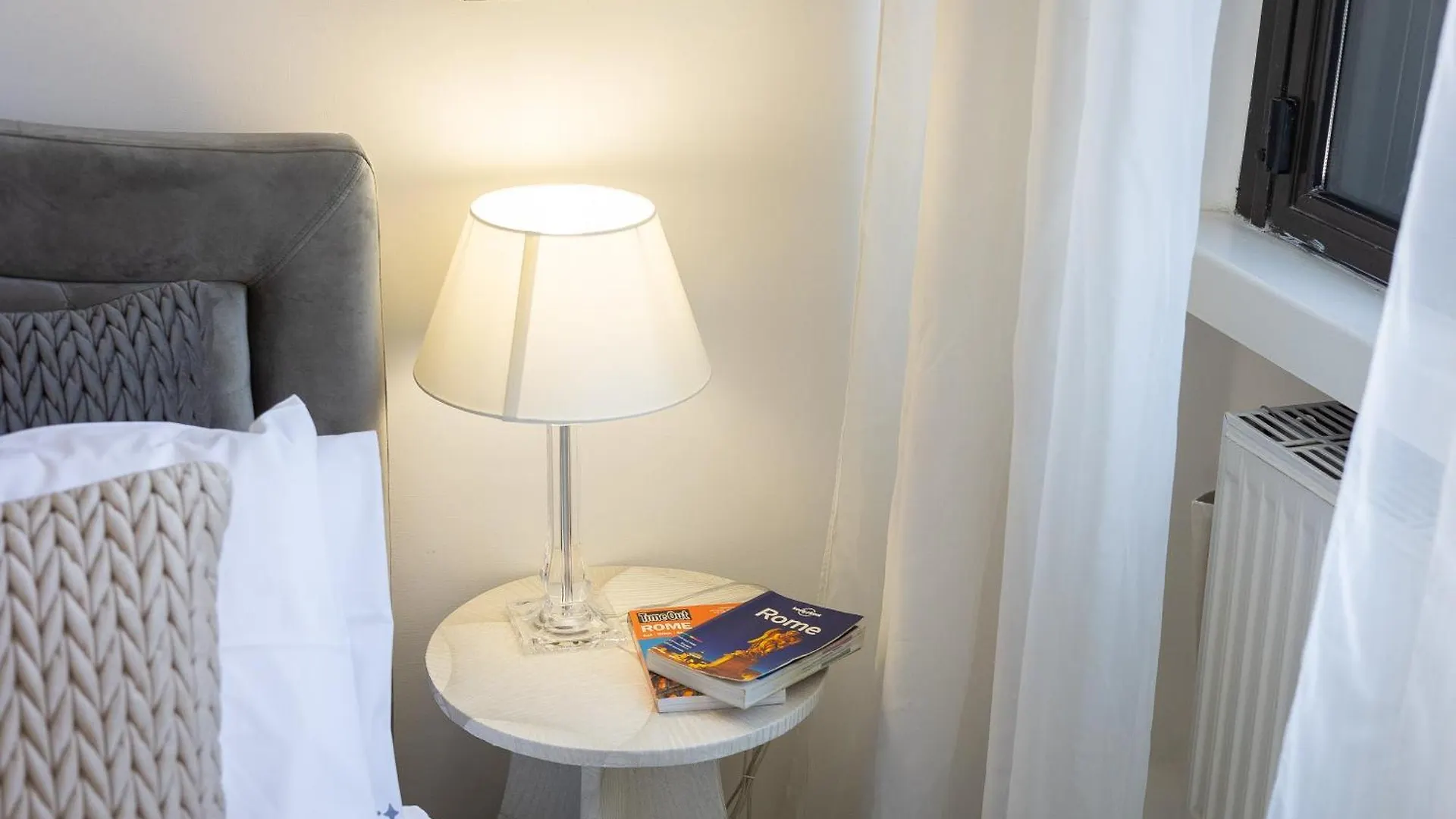 Tre Lune Penthouse By Rental In Roma