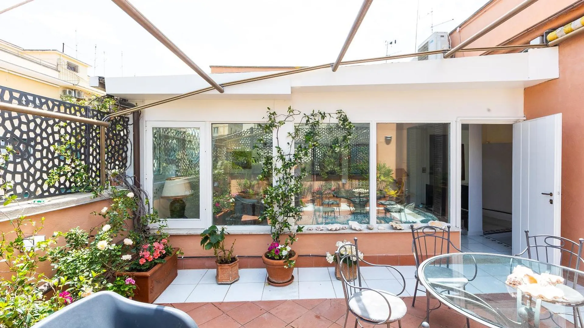 Tre Lune Penthouse By Rental In Roma Apartment