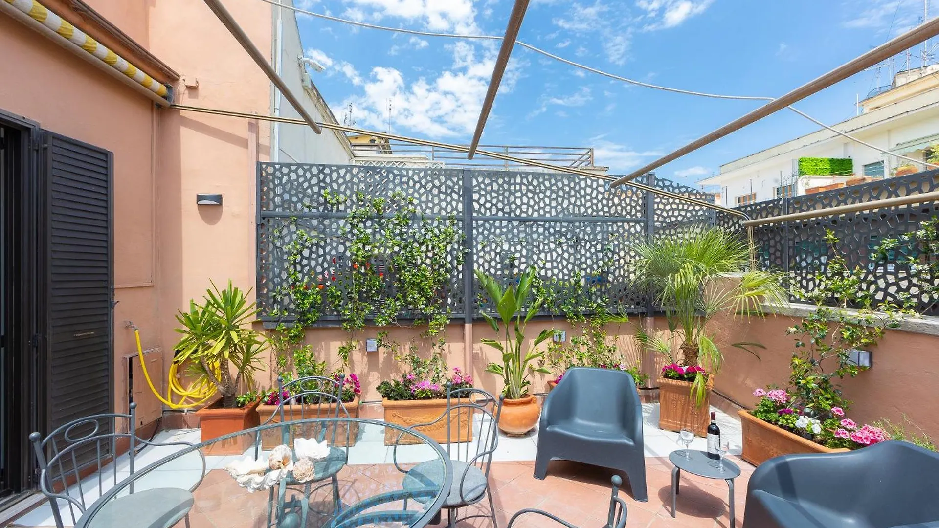 Tre Lune Penthouse By Rental In Roma