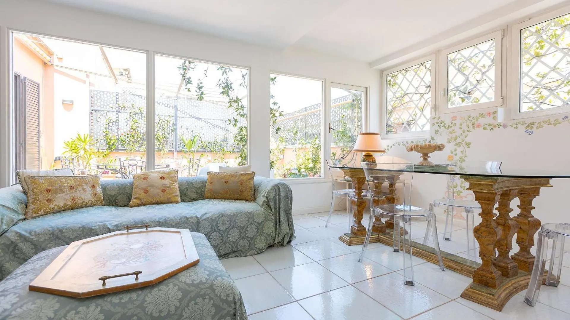 Tre Lune Penthouse By Rental In Roma 0*, Rome