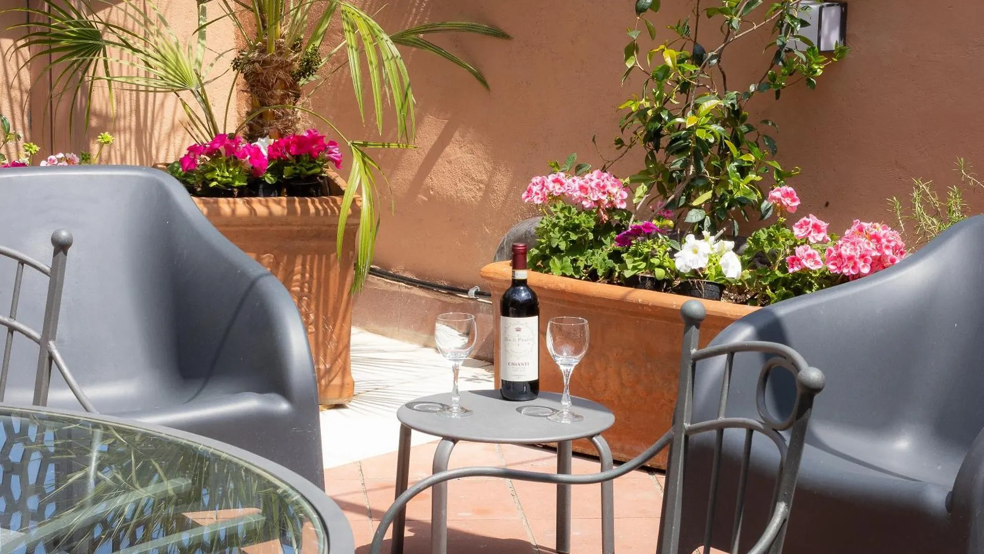 Tre Lune Penthouse By Rental In Roma